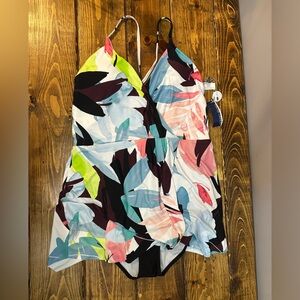 NWT Sonnet Shores Brand, Multi color, size 16 , Tankini